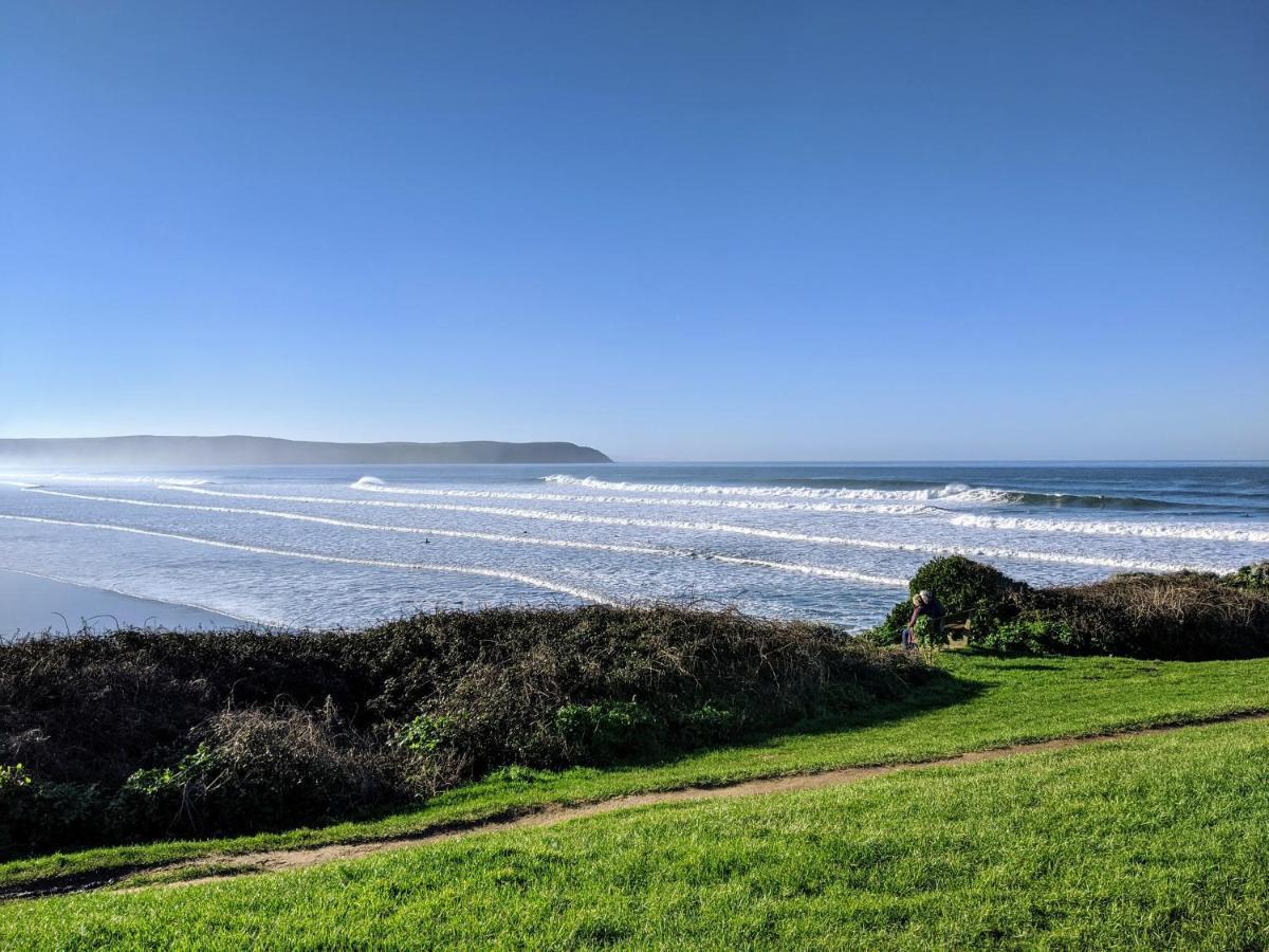 7 Putsborough - Luxury Apartment At Byron Woolacombe, Only 4 Minute Walk To Woolacombe Beach! エクステリア 写真